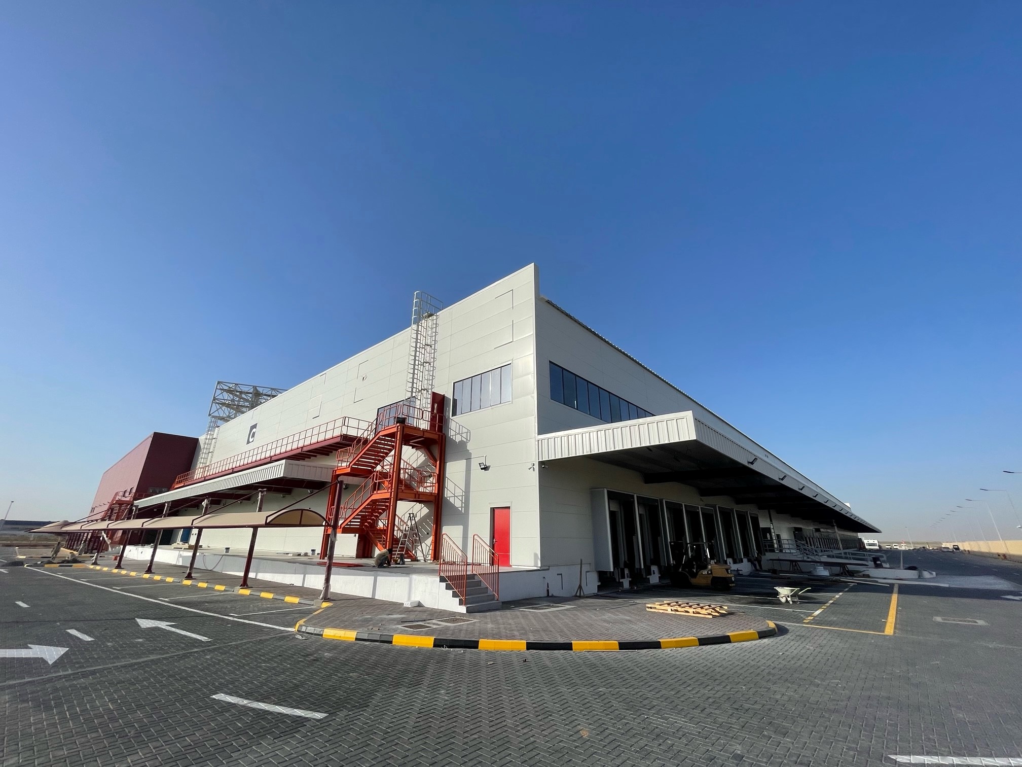 roofing company in dubai